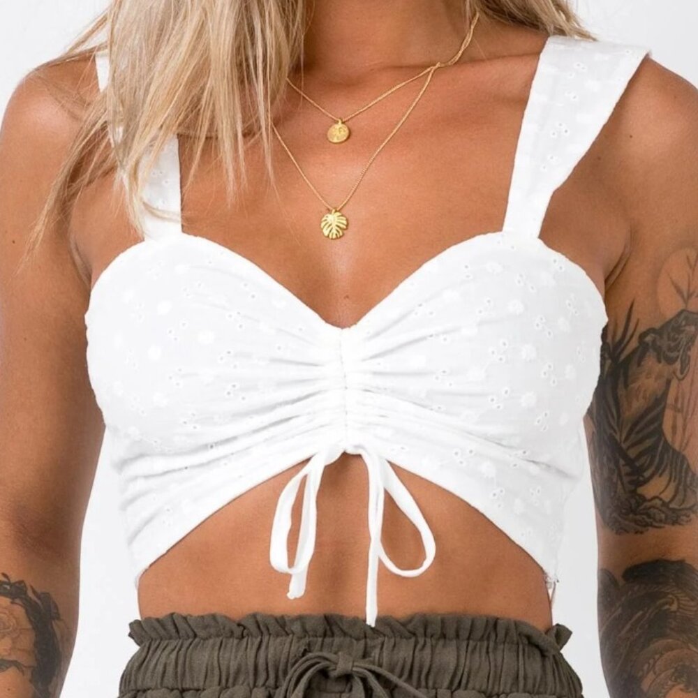 Princess Polly Ini Floral Embroidered Eyelet Crop Top, White US 2 AU 6